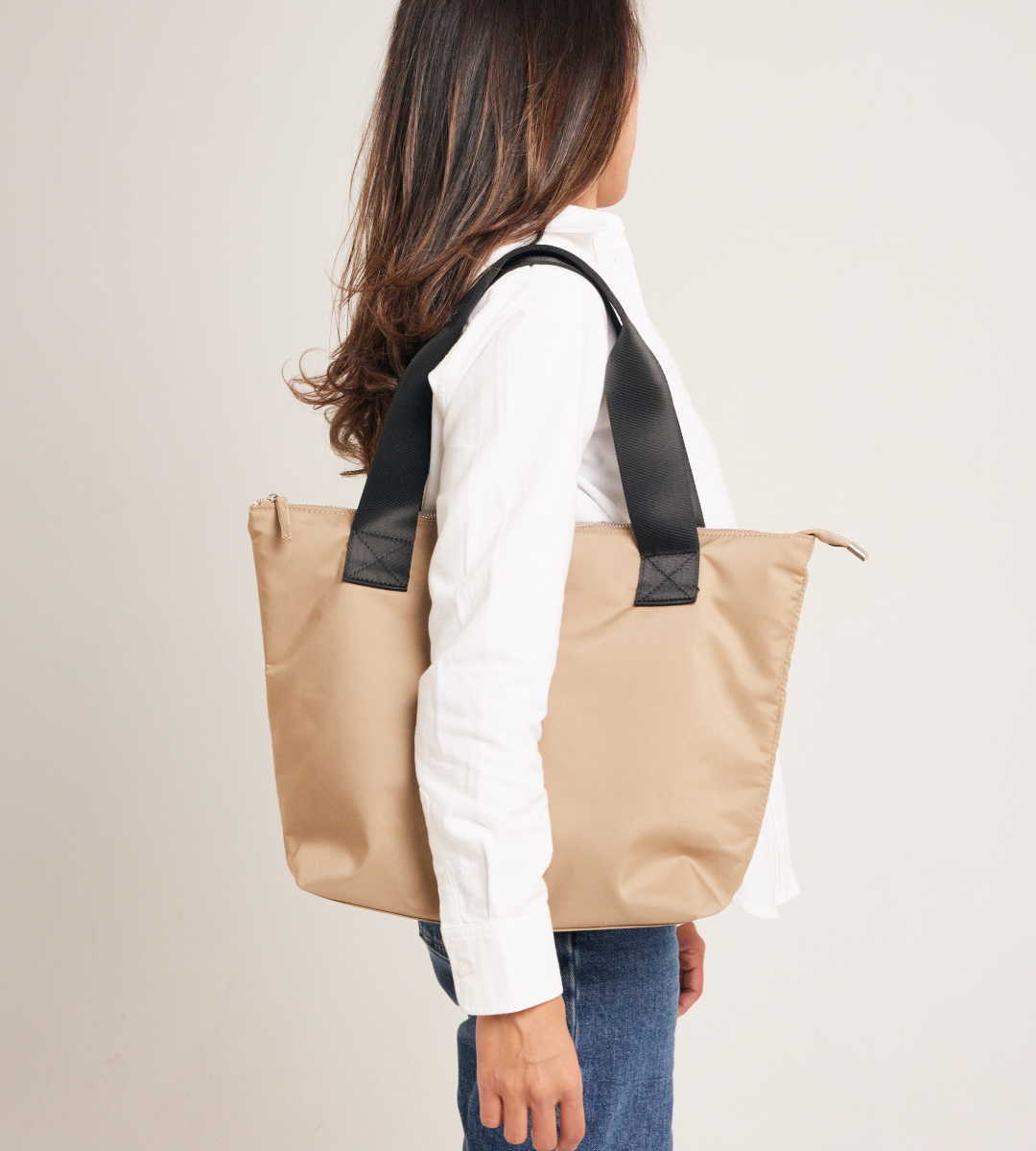 TWO-TONED TOTE BAG